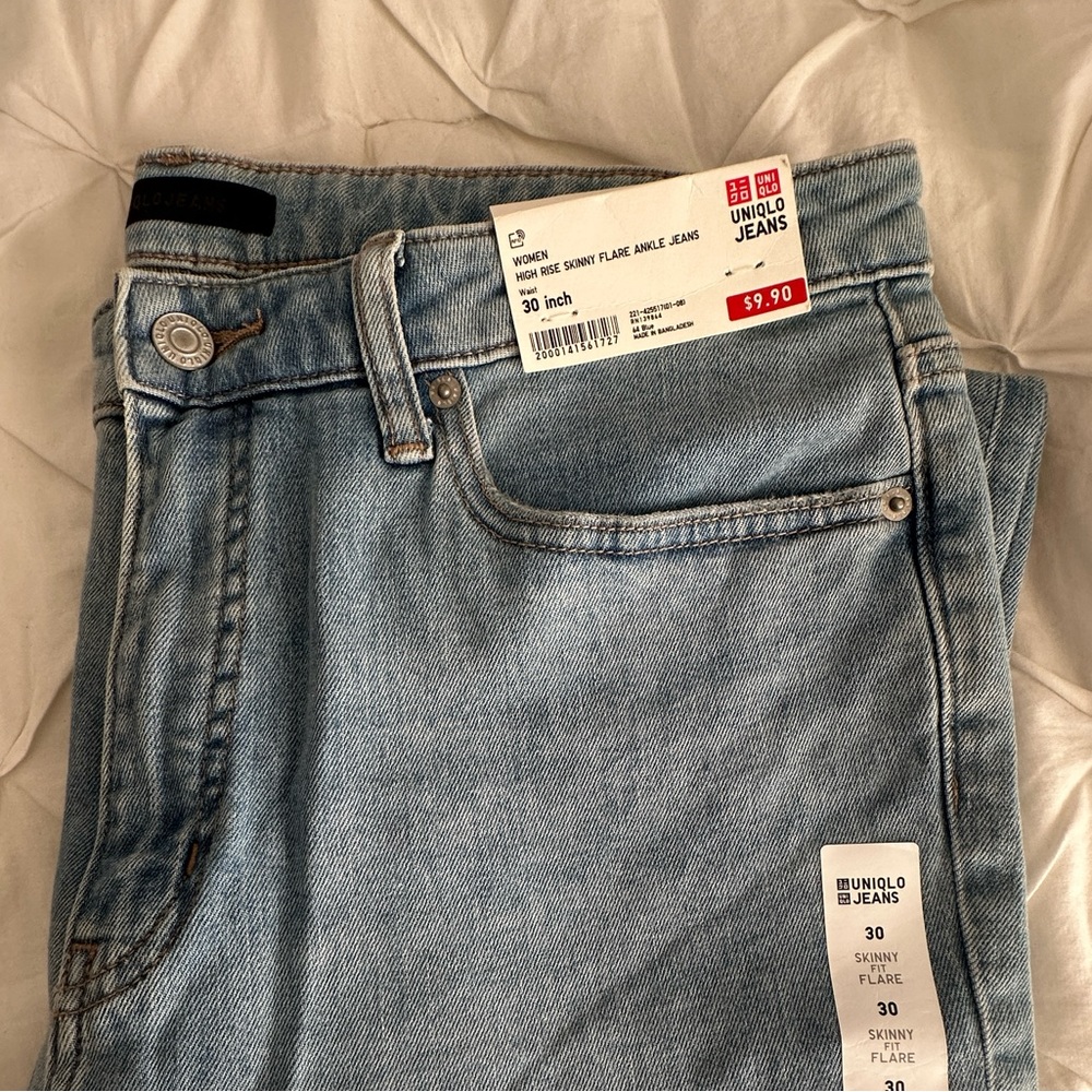Uniqlo Skinny Flare Ankle Jeans NWT